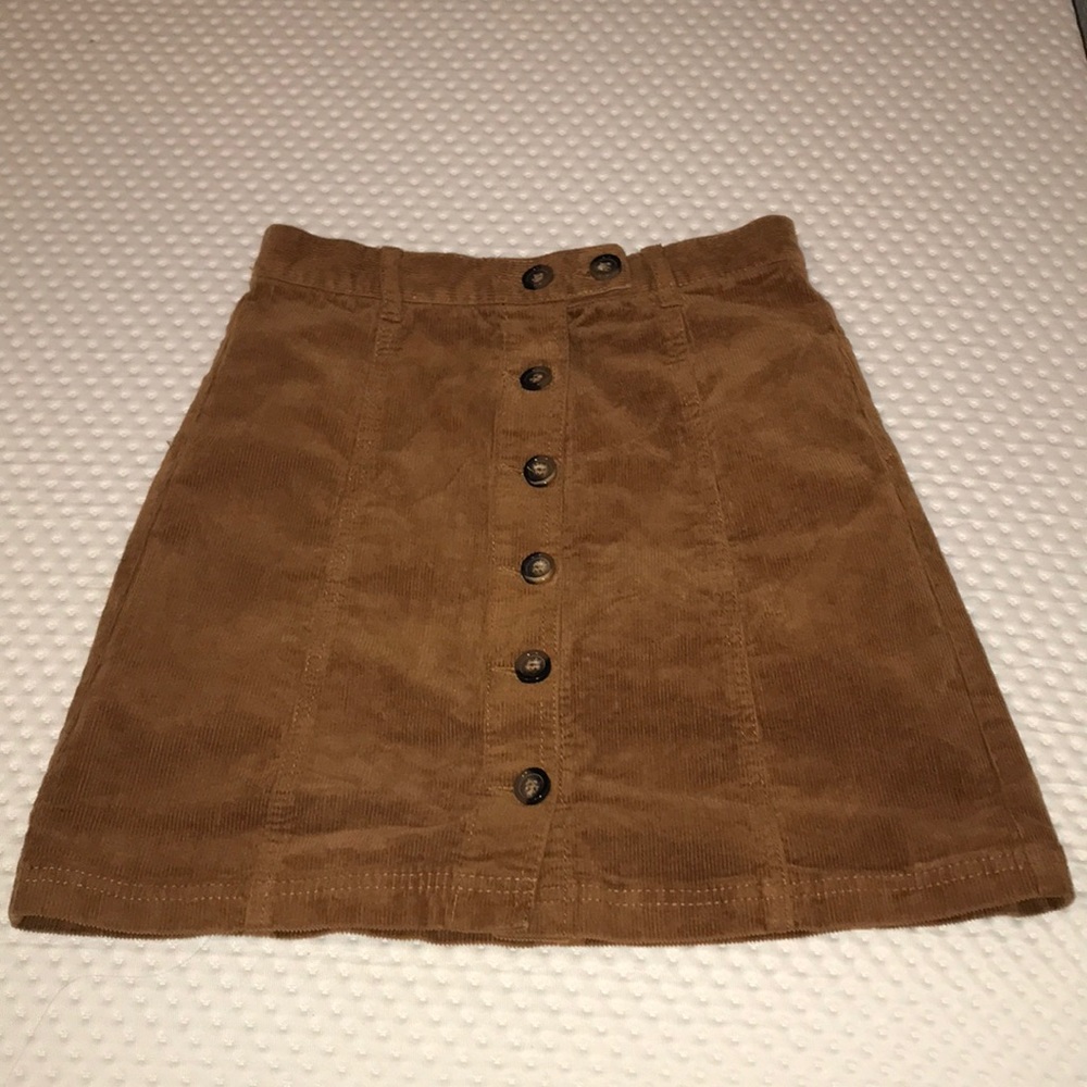 Brown mini skirt